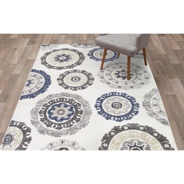 Concord Global Charlotte Oasis Ivory Area Rug - 6'7" x 9'3"