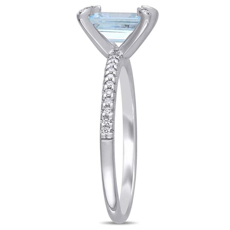 Miadora 14k White Gold Octagon-Cut Aquamarine and 1/10 CT TDW Diamond Engagement Ring