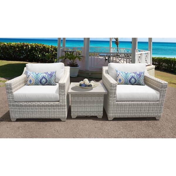 Shop Fairmont 3 Piece Outdoor Wicker Patio Furniture Set 03a Overstock 26273925