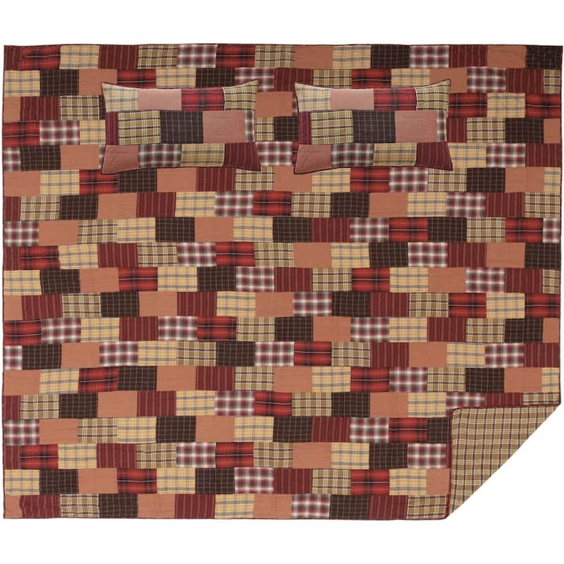 Wyatt Quilt Set