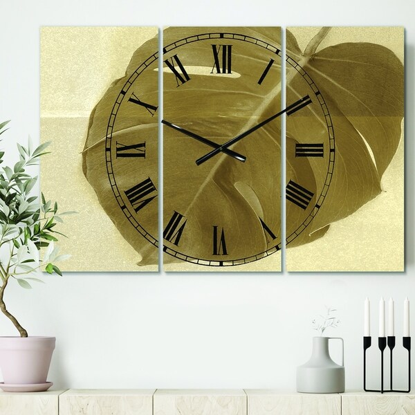 Designart 'Botanical Beige Retro Leaf' Cottage 3 Panels Large Wall CLock - 36 in. wide x 28 in. high - 3 panels