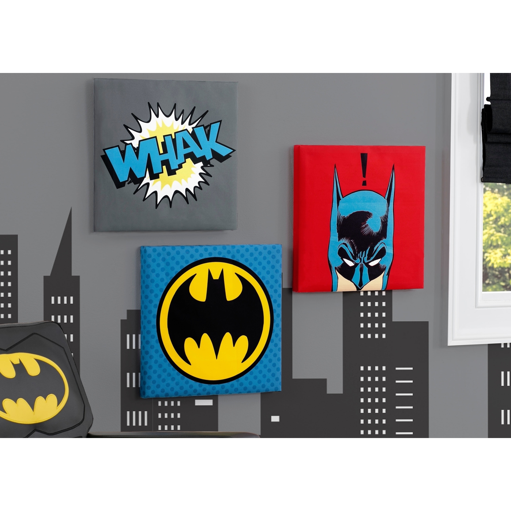 Shop Dc Comics Batman 3 Piece Canvas Wall Art Set 14 X 14 X 1 5 Overstock 26418670