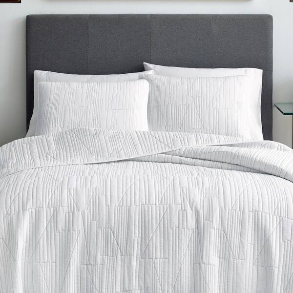 Shop City Scene Tally White Quilt Set On Sale Free Shipping
