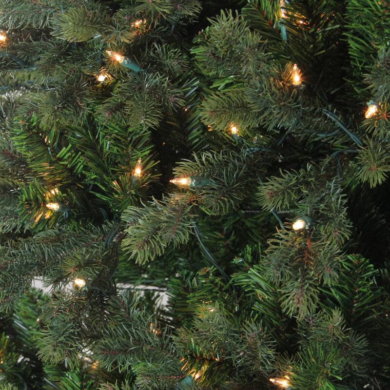 9' Pre-Lit Savannah Spruce Artificial Christmas Tree - Clear Lights