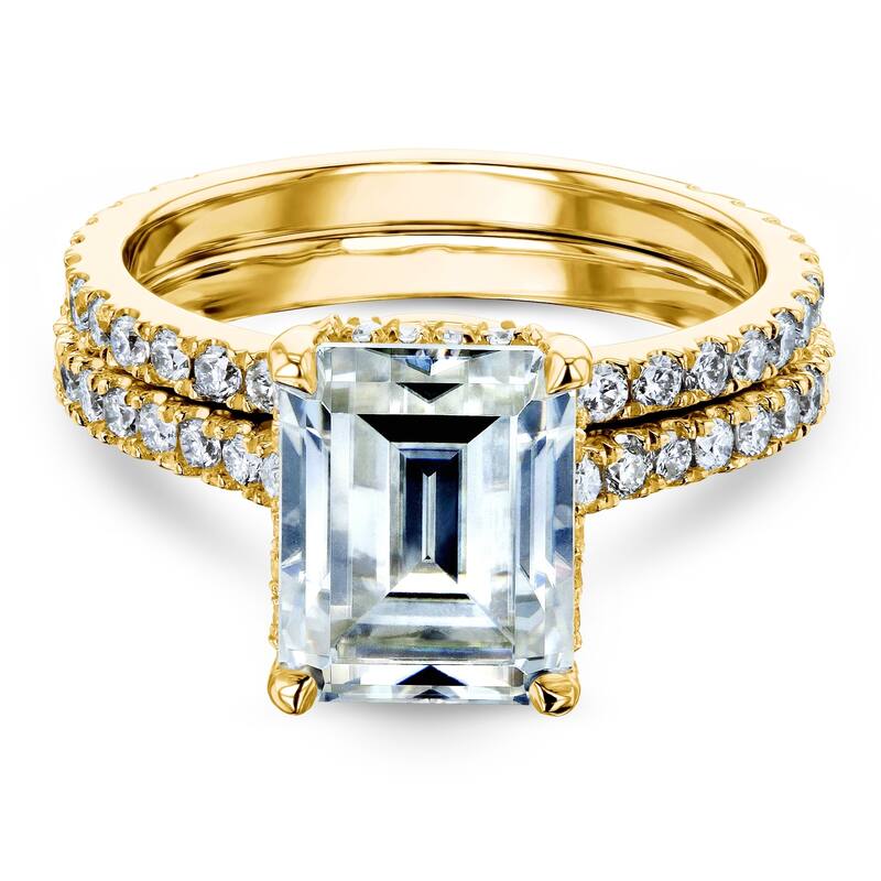 Annello by Kobelli 14k Gold 3 1/6ct TDW 9x7mm Emerald Moissanite and Diamond Drop Halo Bridal Rings Set (DEF/VS, GH/I)