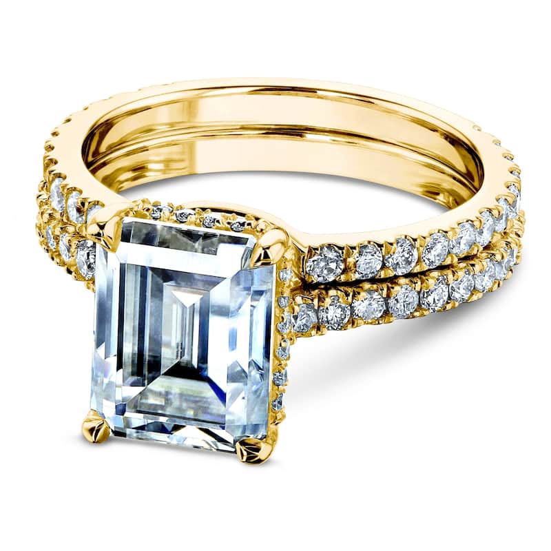 Annello by Kobelli 14k Gold 3 1/6ct TDW 9x7mm Emerald Moissanite and Diamond Drop Halo Bridal Rings Set (DEF/VS, GH/I)