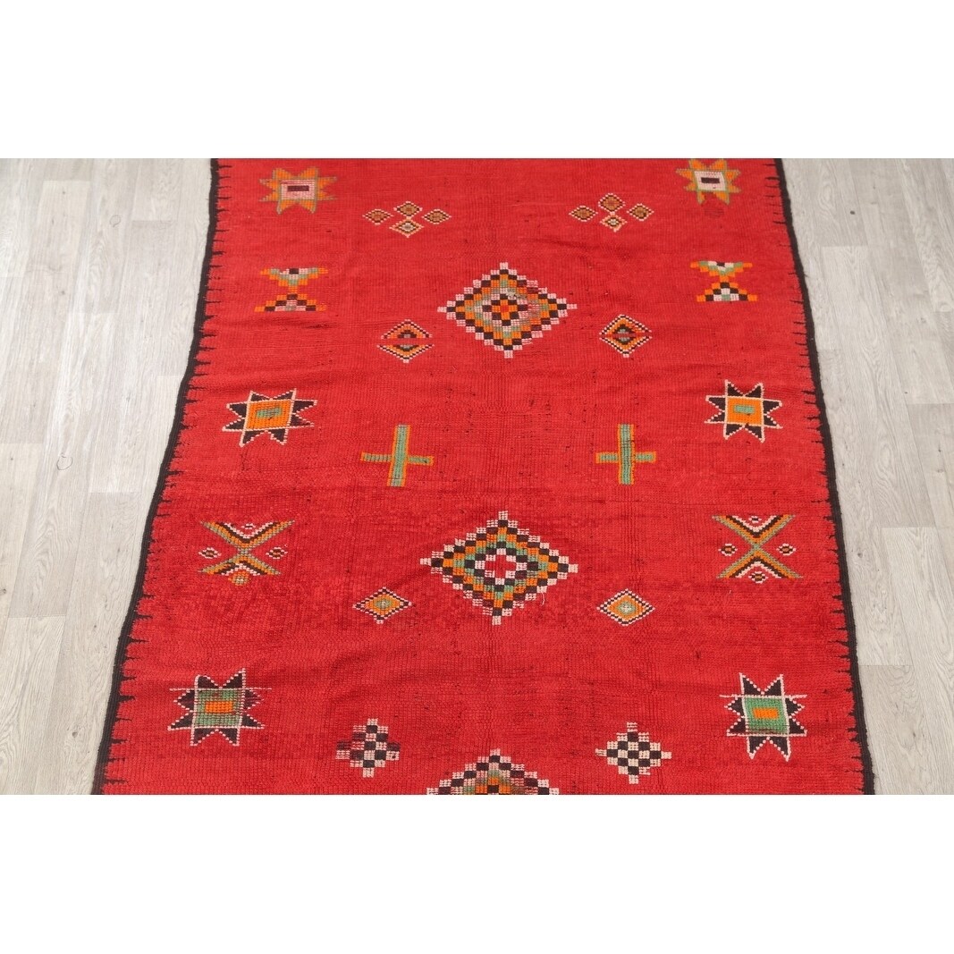 https://ak1.ostkcdn.com/images/products/26479243/Morocco-Oriental-Antique-Wide-Rug-Hand-Made-Wool-Red-Carpet-125-x-61-Runner-ada1aa4f-bb8d-4674-8338-99fe91667916.jpg