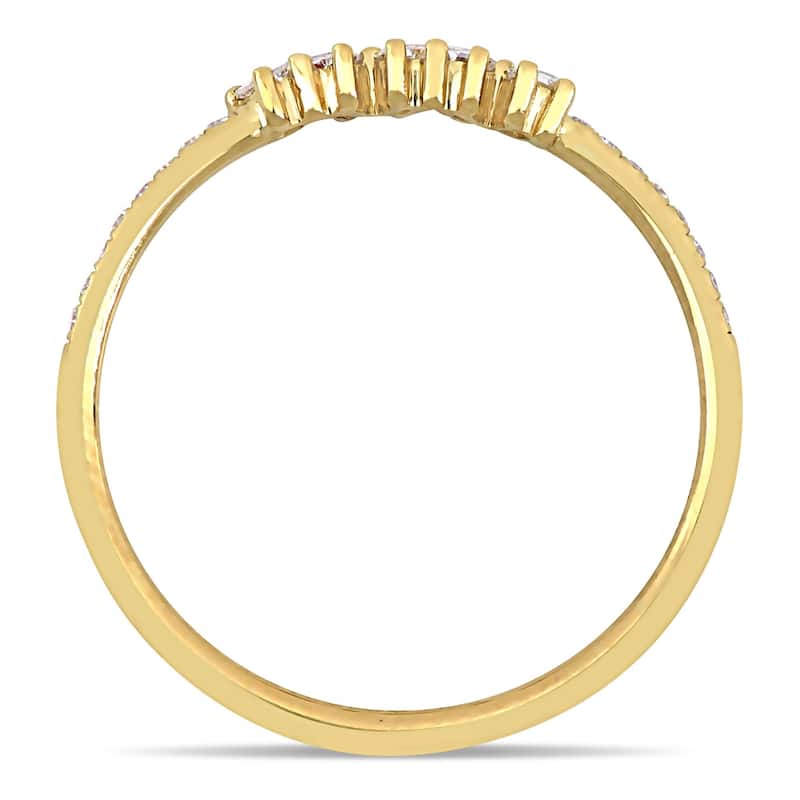 Miadora 14k Yellow Gold 1/7ct TDW Parallel-Baguette and Round-Cut Diamond Anniversary Band