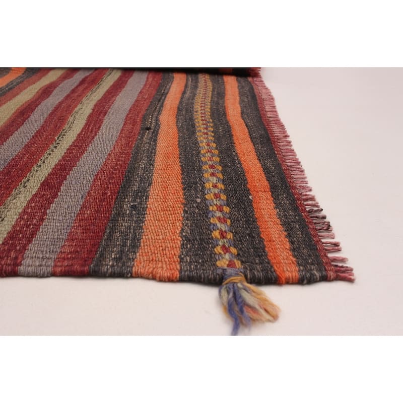 Flat-weave Bohemian Red Wool Kilim - 4'6" x 8'10"/4'6 x 8'10