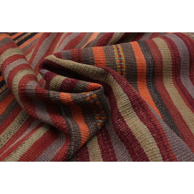 Flat-weave Bohemian Red Wool Kilim - 4'6" x 8'10"/4'6 x 8'10