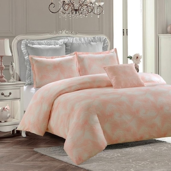 Royal Feathers Duvet SetPink Machine Washable Includes 1 Duvet + 1