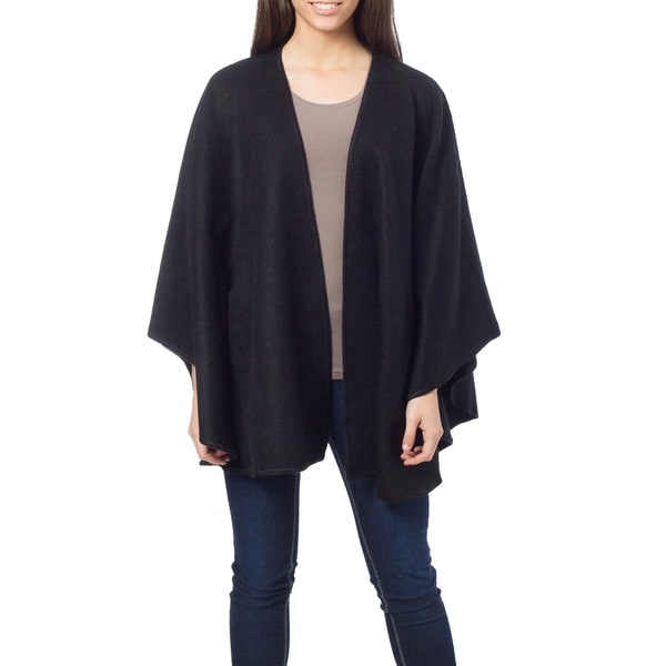 Handmade Versatile Black Alpaca Wool Wrap (Peru) - 10873583 - Overstock ...