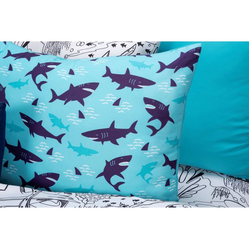 Highlights Shark Sleepover Reversible Comforter Set