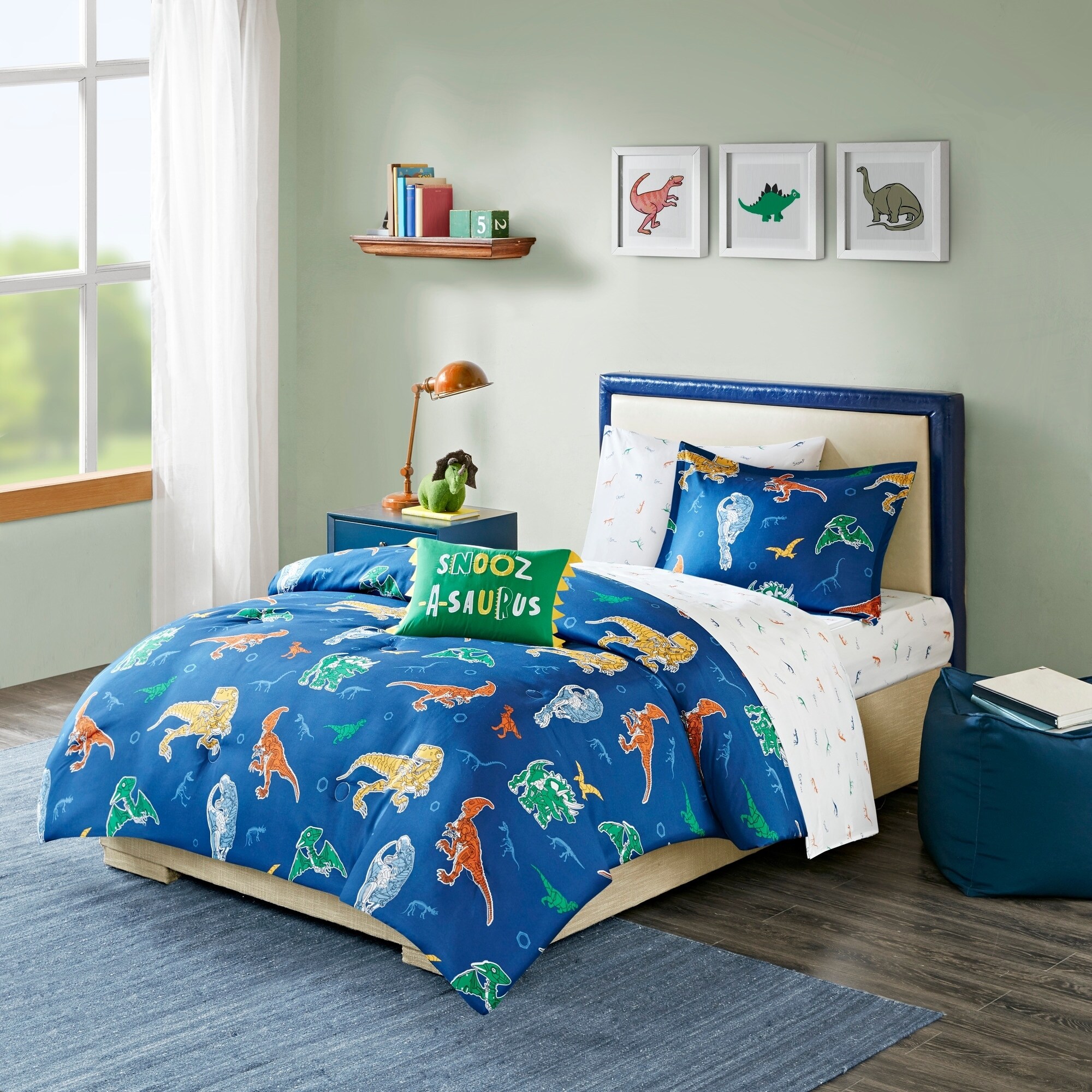 boy zone dinosaur bedding