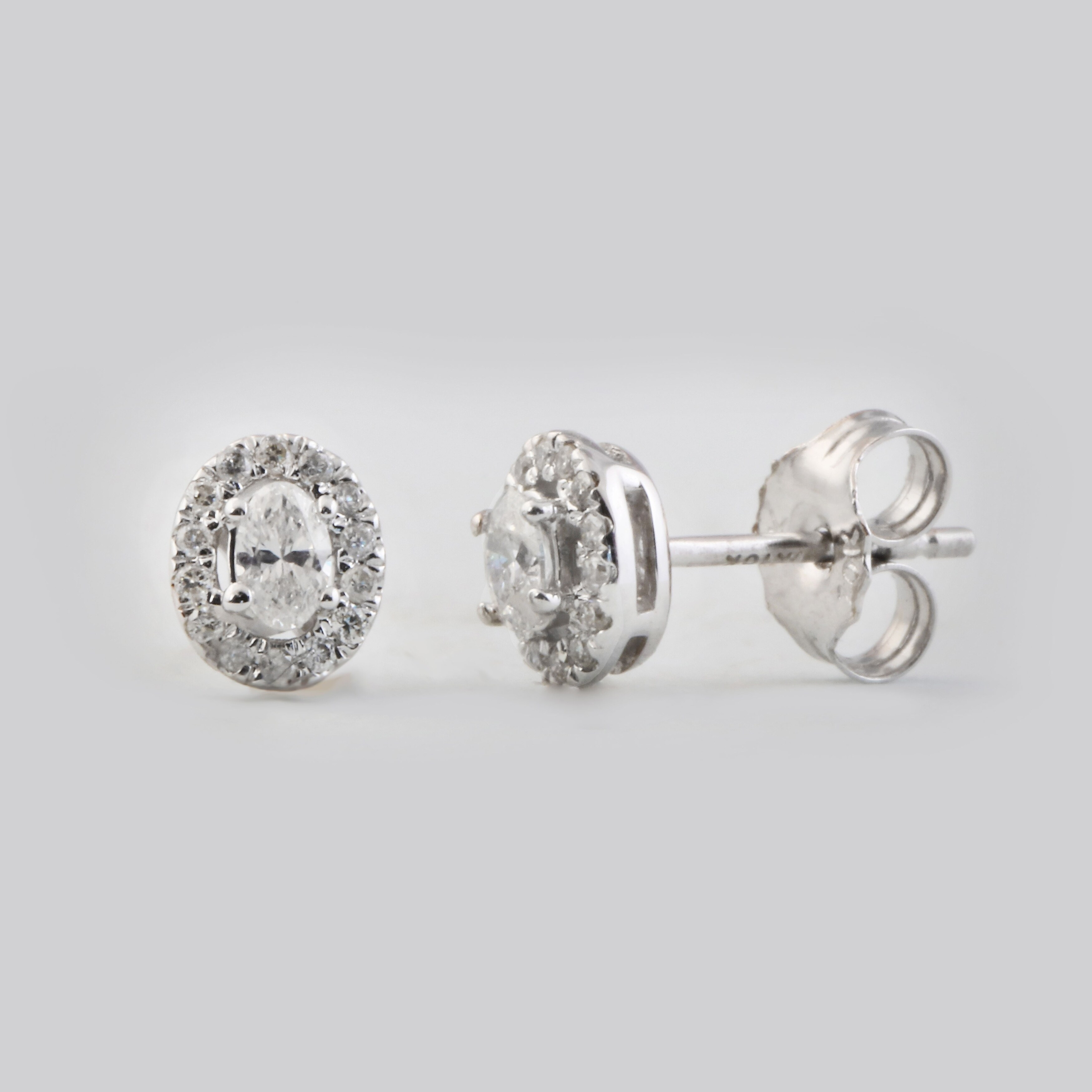 oval shaped diamond earrings