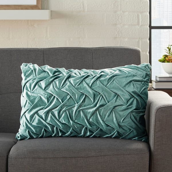 https://ak1.ostkcdn.com/images/products/26960116/Mina-Victory-Life-Styles-Velvet-Pleated-Waves-Throw-Pillow-c9d68792-a8e3-4721-a376-59a1734514d5_600.jpg?impolicy=medium