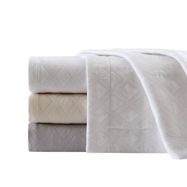 Shop Veratex Diamond Matelasse Quilted Coverlet On Sale