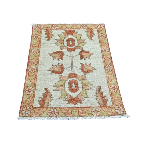 Shahbanu Rugs Hand Knotted Peshawar Pure Wool Oriental Rug (2'0" x 2'10") - 2'0" x 2'10"