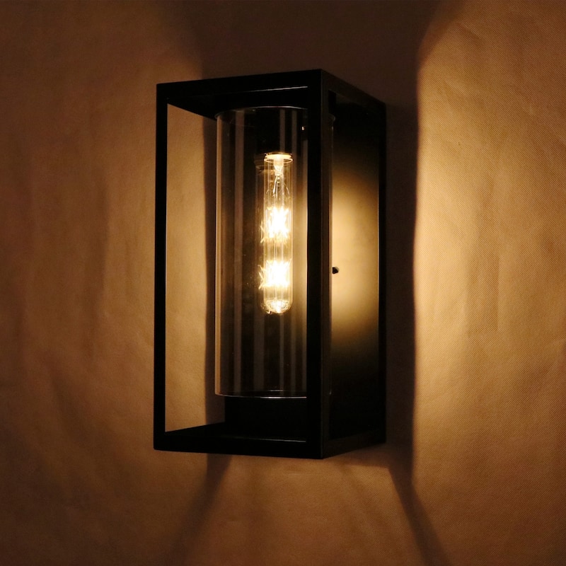 1 Light Outdoor Wall Lantern in Imperial Black
