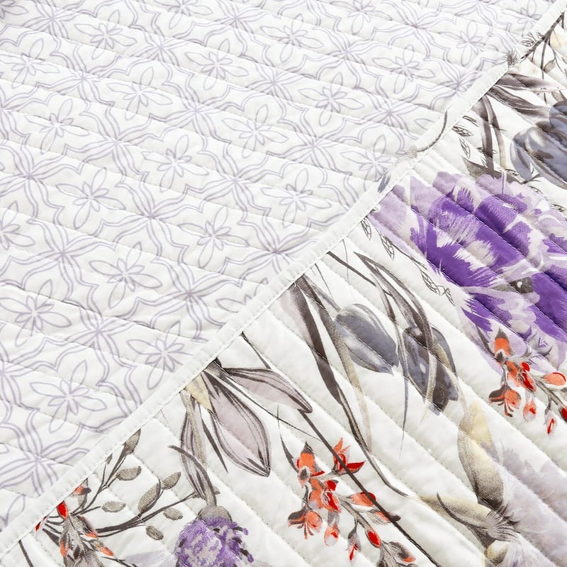 Lush Decor Adalia 3 Piece Quilt Set