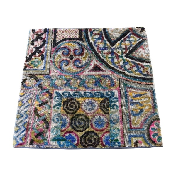 Shahbanu Rugs Sari Silk With Oxidized wool Square Hand-Knotted Oriental Sample Rug (2'0" x 2'0") - 2'0" x 2'0"