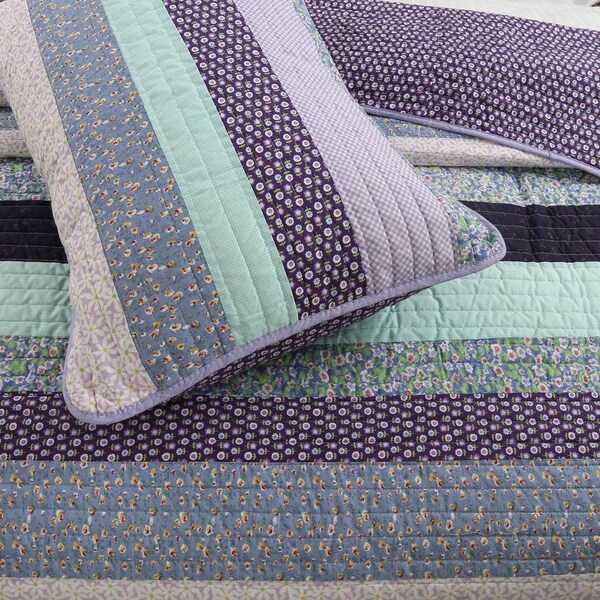 purple quilt