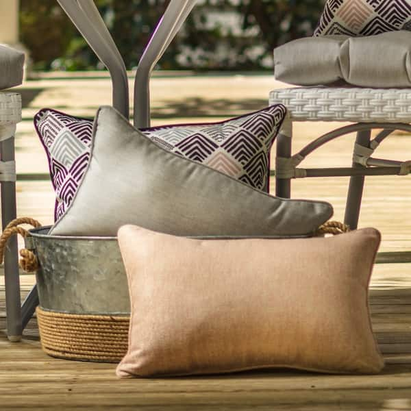 Pillow Perfect Belk Shadow Bench Cushion - Get Best Price from