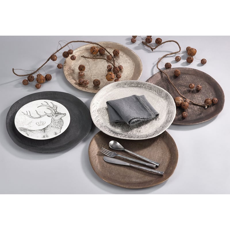 Aluminum Chargers With Brushed Design (Set of 4)