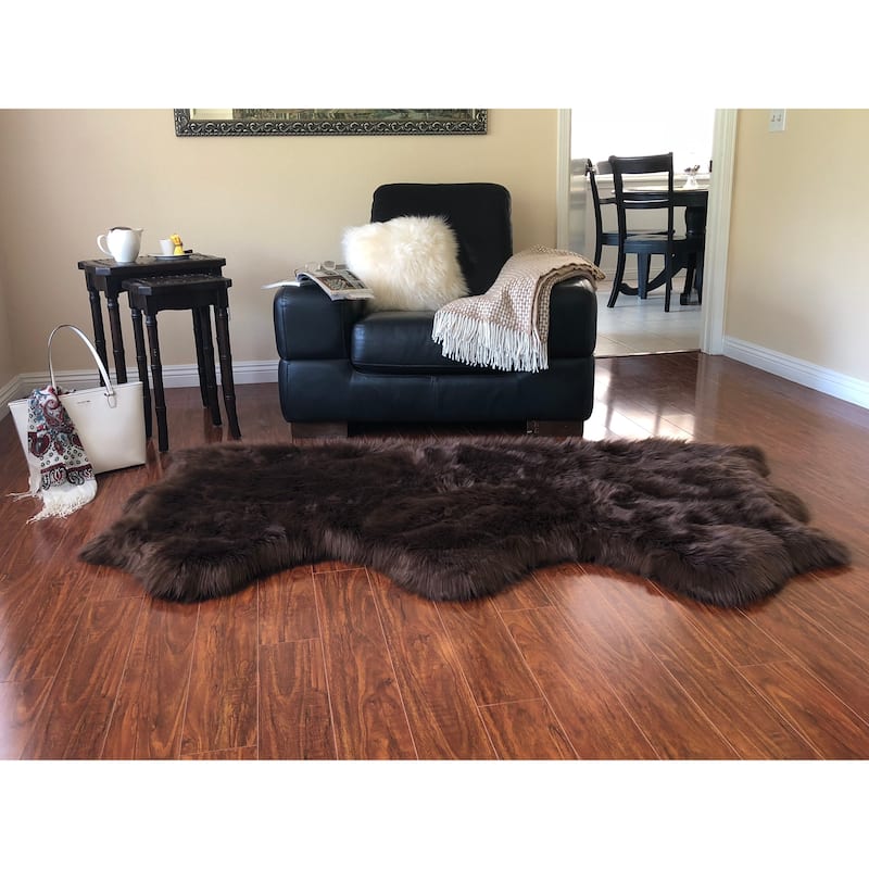 Silver Orchid Nansen Luxurious Faux Sheepskin Pelt Shag Rug