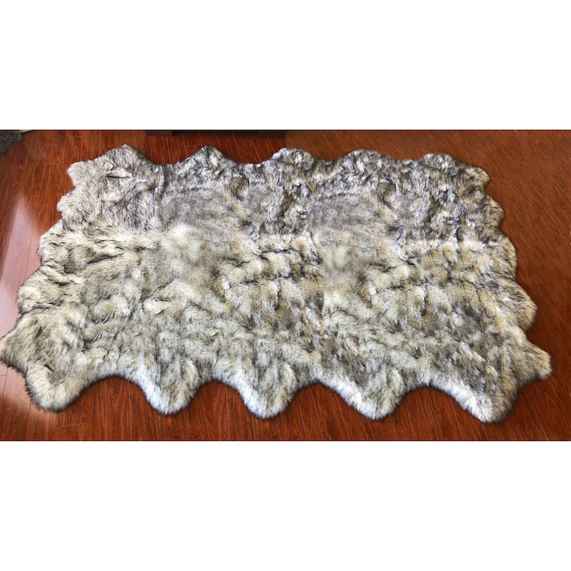 Silver Orchid Nansen Luxurious Faux Sheepskin Pelt Shag Rug