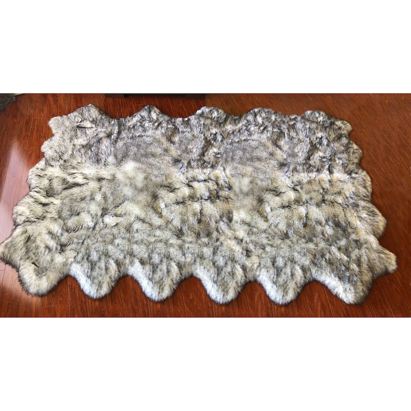 Silver Orchid Nansen Luxurious Faux Sheepskin Pelt Shag Rug