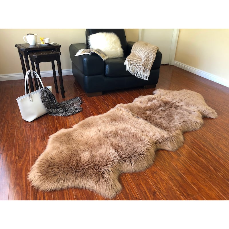 Silver Orchid Nansen Luxurious Faux Sheepskin Pelt Shag Rug