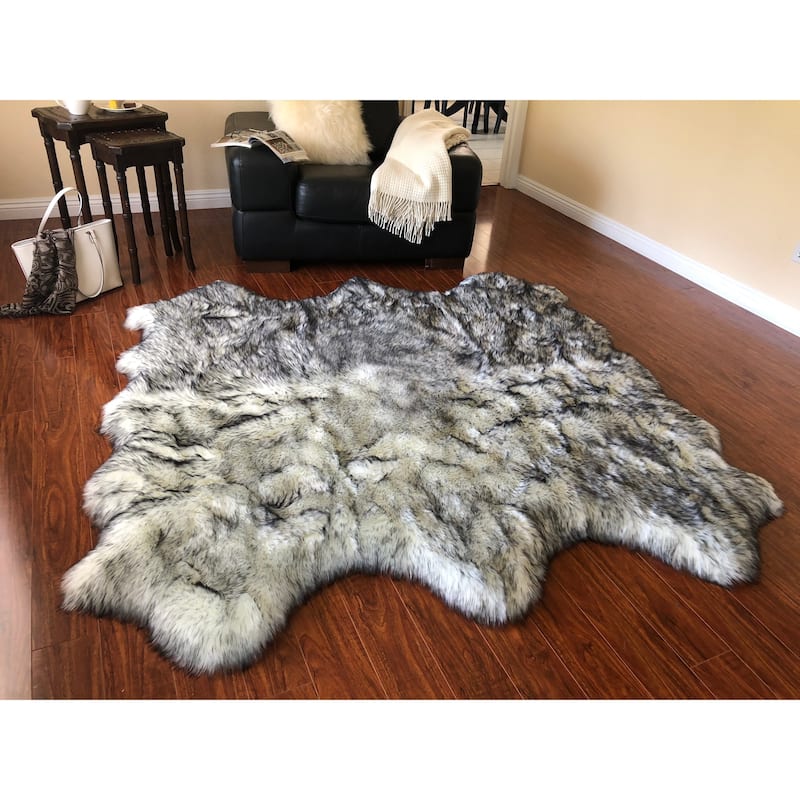Silver Orchid Nansen Luxurious Faux Sheepskin Pelt Shag Rug