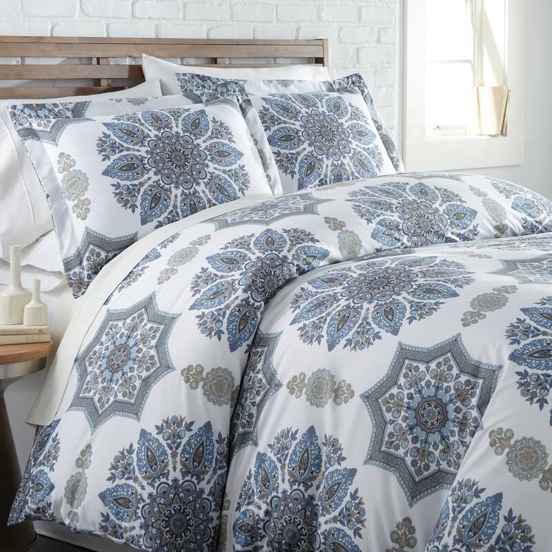 Vilano Plush All Seasons Infinity Down Alternative 3-piece Comforter