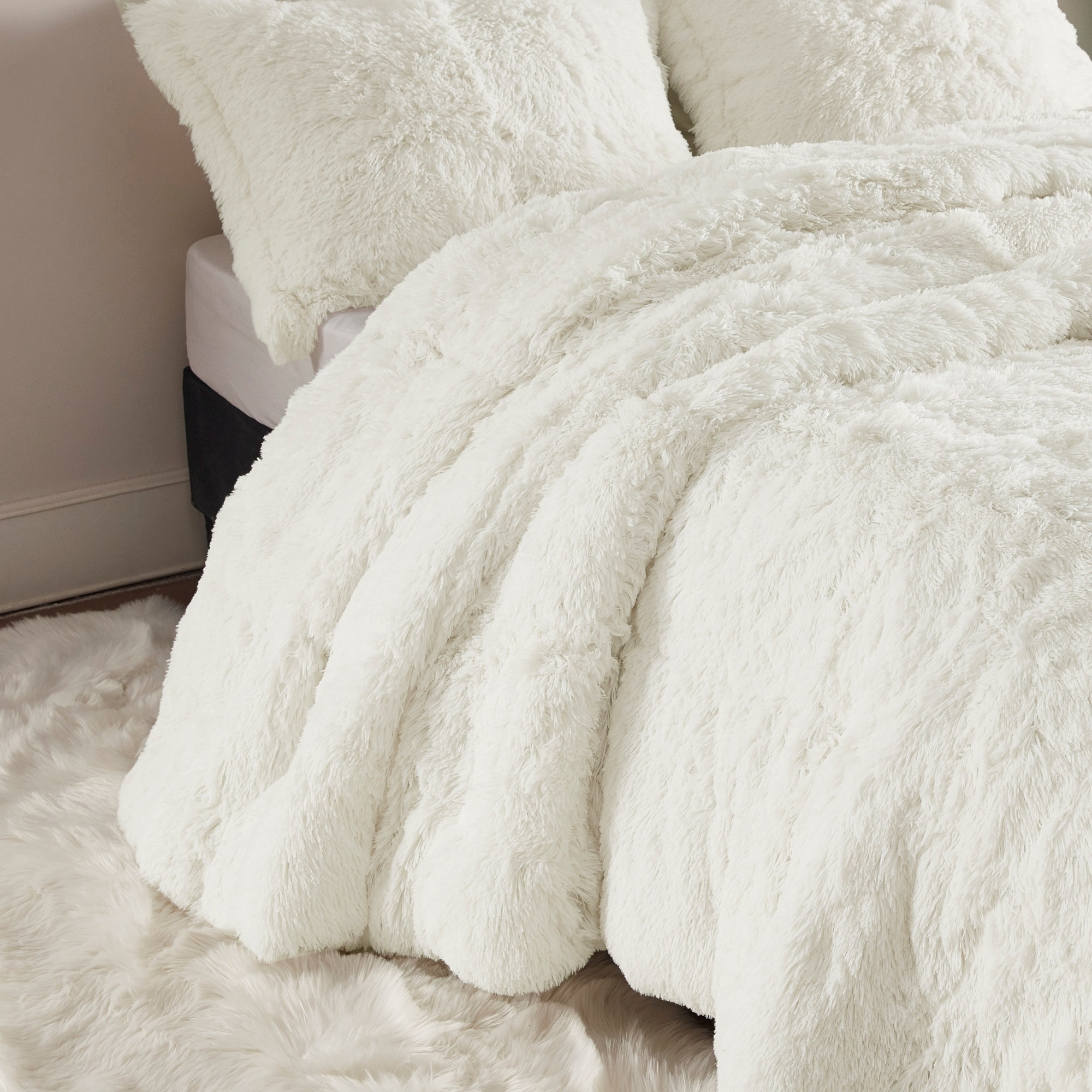 Shop Intelligent Design Leena Shaggy Faux Fur Comforter Set On