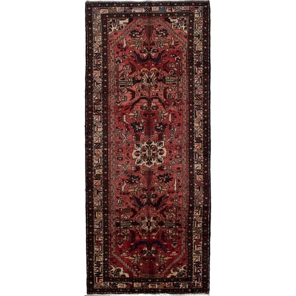 eCarpetGallery Hand-knotted Hamadan Red Wool Rug - 4'0 x 9'10