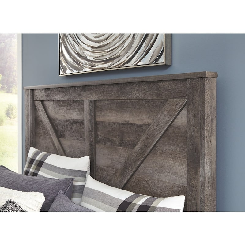 Wynnlow Cross-Buck Panel Bed.