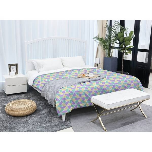 Shop Katelyn Elizabeth Green Yellow Purple Trapezoids Comforter