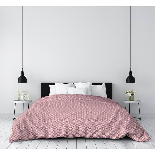 Shop Katelyn Elizabeth Yellow Pink Ombre Geometric Pattern Duvet