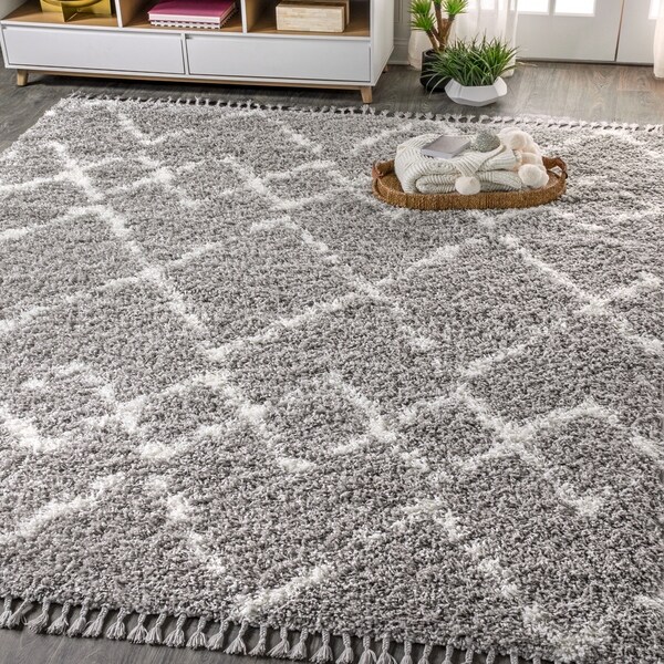 JONATHAN Y Mercer Shag Plush Tassel Moroccan Tribal Geometric Trellis Grey/Cream 4 ft. x 6 ft. Area Rug - 4' x 6'