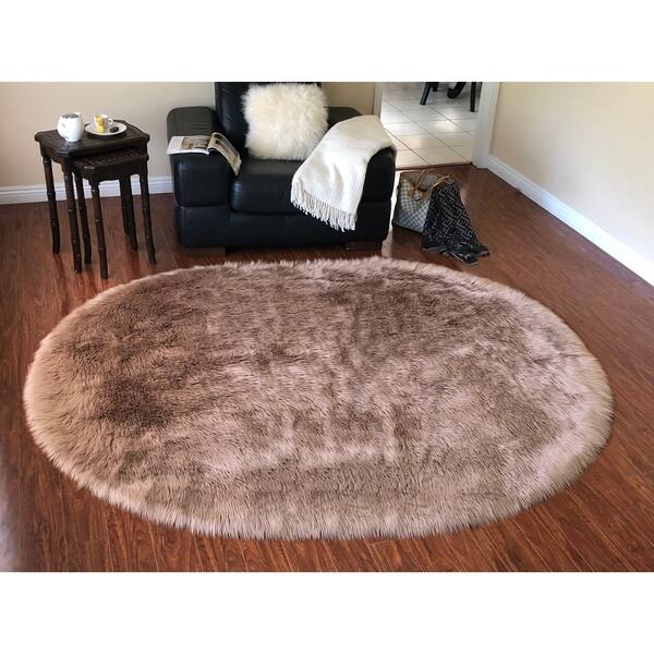 Silver Orchid Nansen Faux Sheepskin Oval Shape Area Rug Oval Shape Area Rug