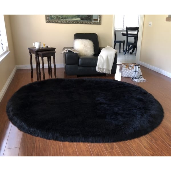 Silver Orchid Nansen Faux Sheepskin Oval Shape Area Rug Oval Shape Area Rug