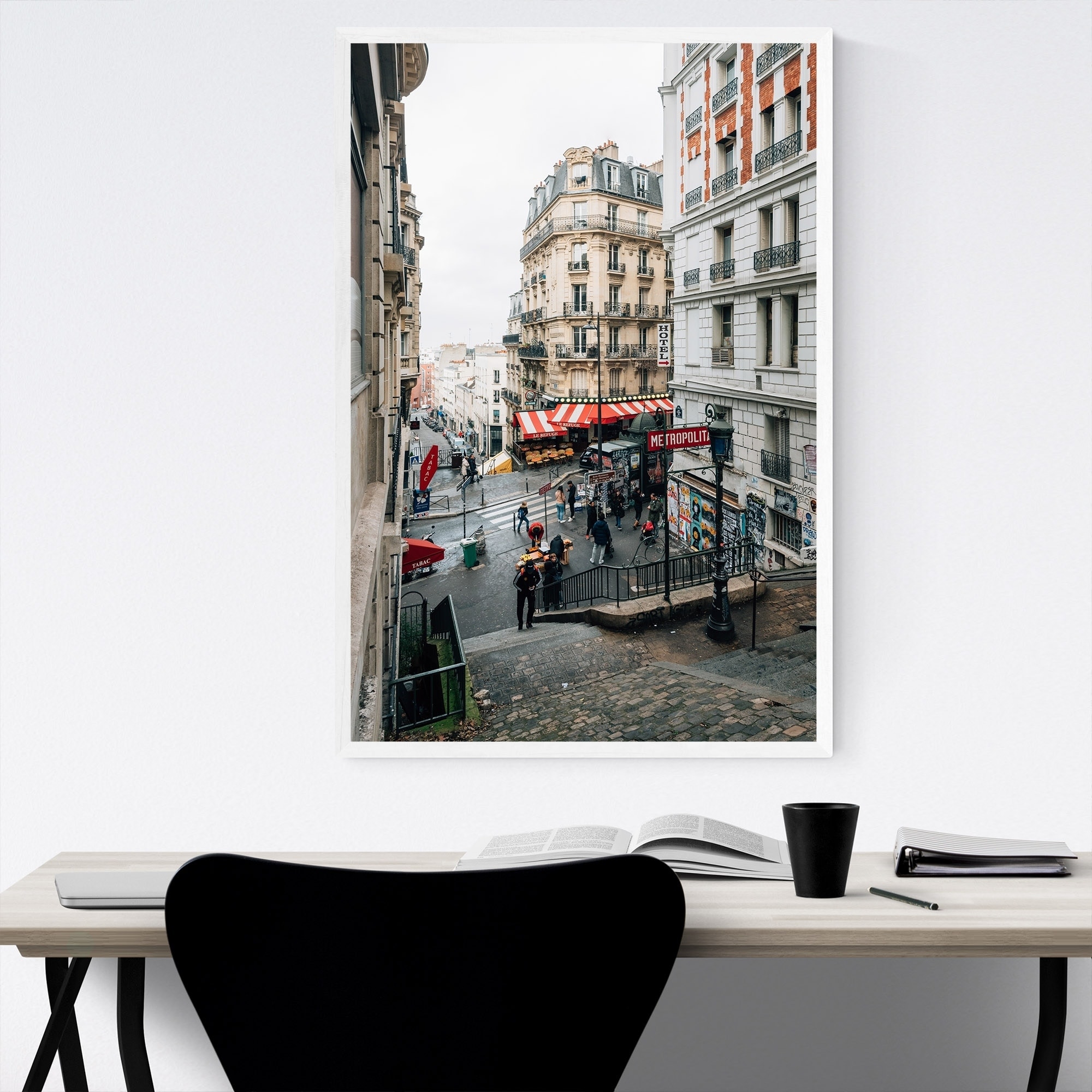 Shop Noir Gallery Montmartre Metro Paris France Framed Art Print Overstock 27462221