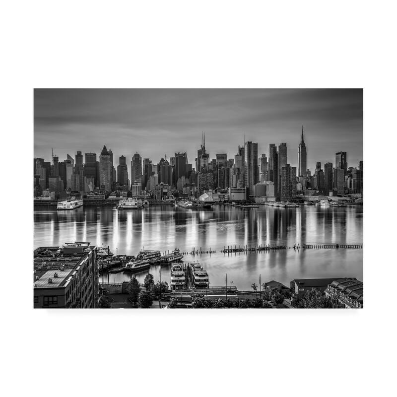 David Ayash 'Midtown Manhattan Skyline B&W' Canvas Art