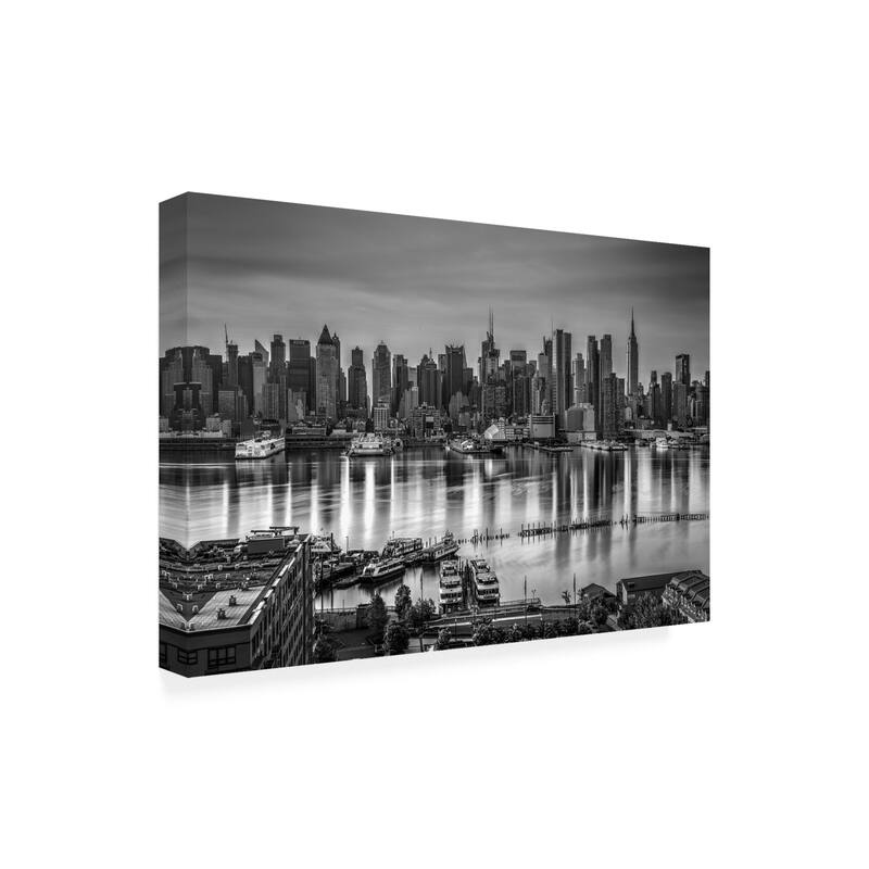 David Ayash 'Midtown Manhattan Skyline B&W' Canvas Art