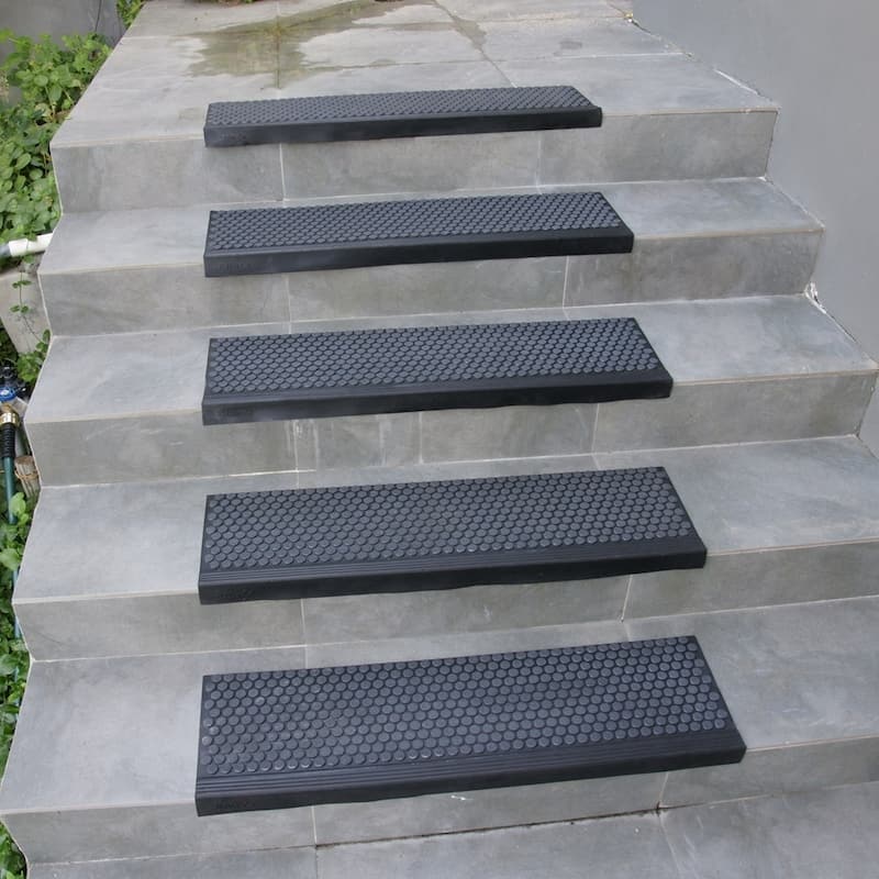Rubber-Cal "Coin-Grip Commercial (Grit)" Step Mat - 10" x 36" - 6 Pack - 10"X36"