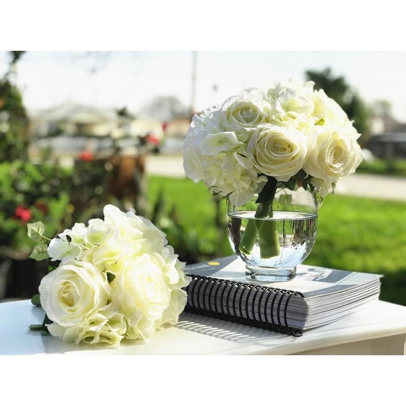 Enova Home Artificial Cream Silk Roses and Hydrangea Fake Flowers Arrangement in Clear Round Glass Vase with Faux Water