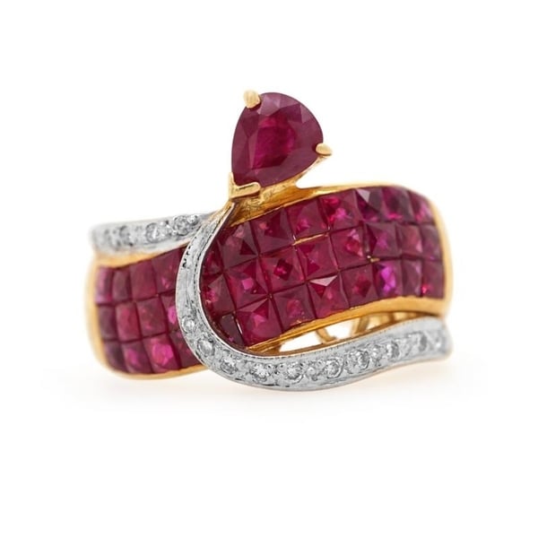 18K Yellow Gold Diamond and Rubies Mystery Set Vintage Ring (G-H,VS1-VS2)