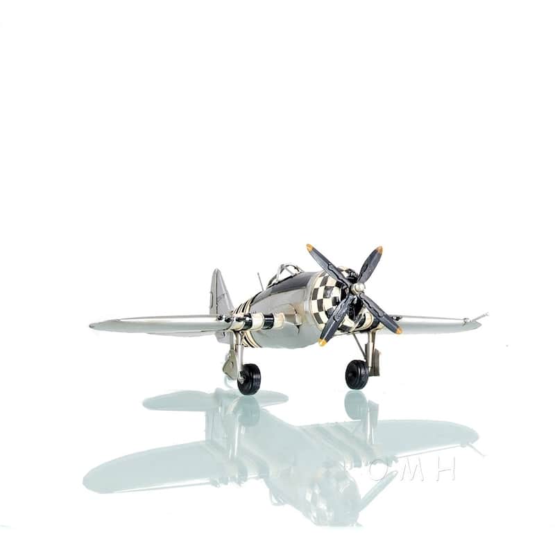 1943 Republic P-47 Bomber-Fighter