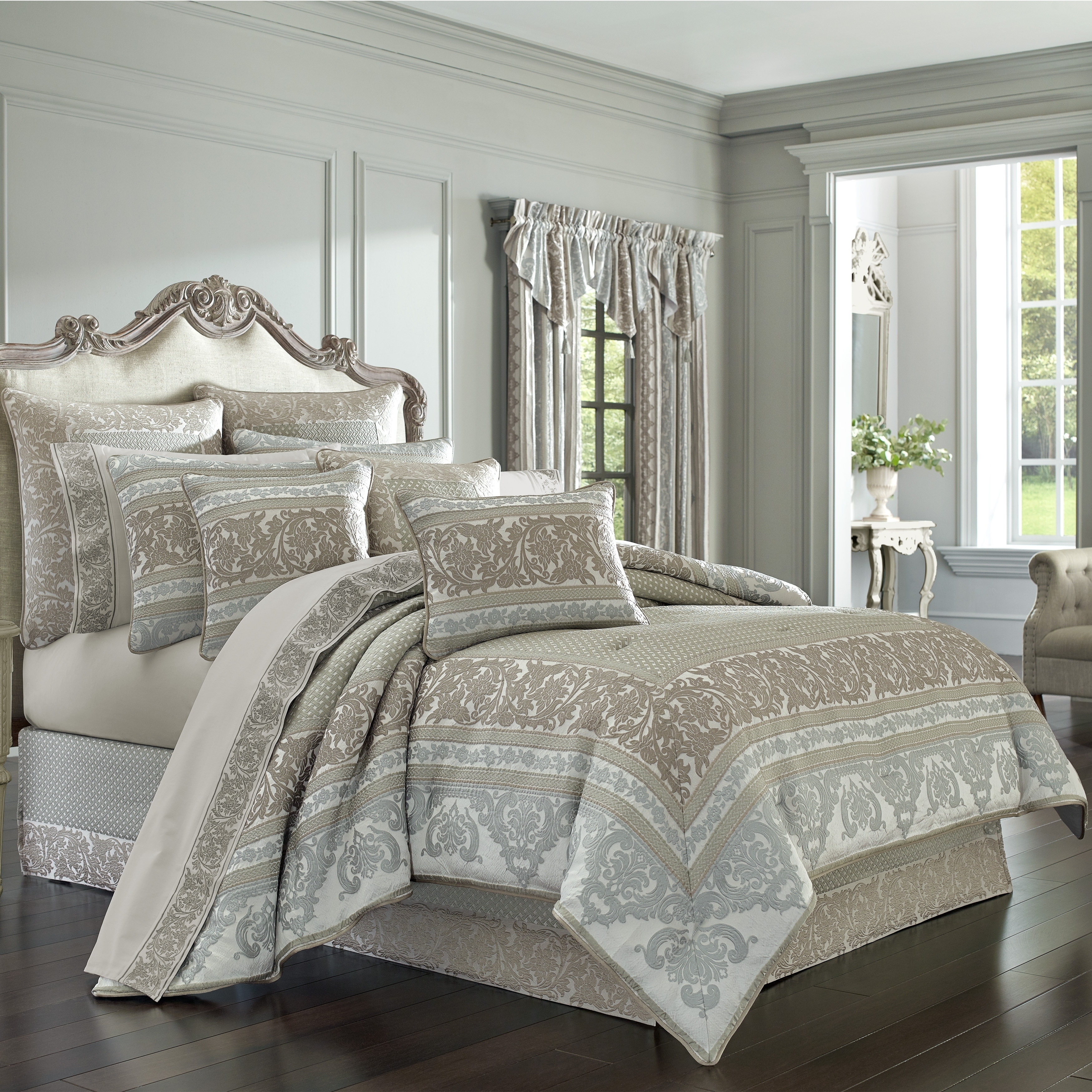 Shop The Gray Barn Nisse Luxury 4 Piece Comforter Set On Sale